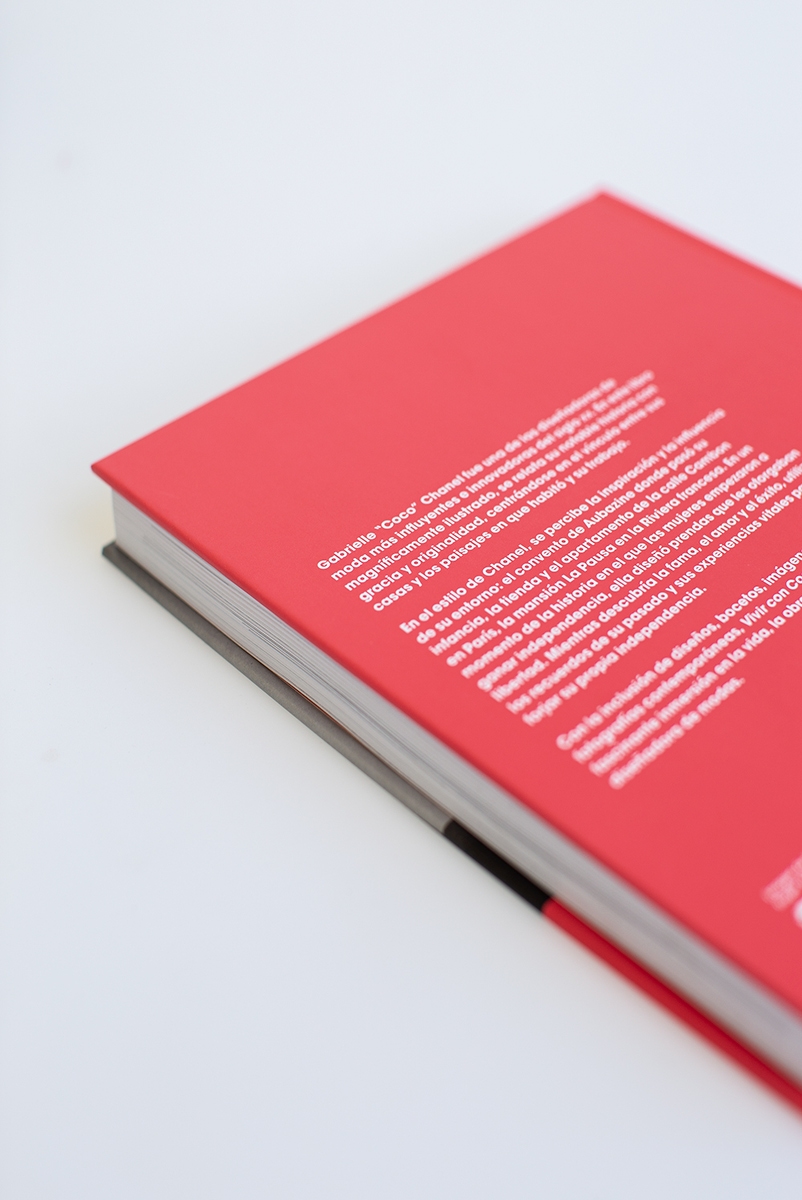LIBRO VIVIR CON COCO CHANEL