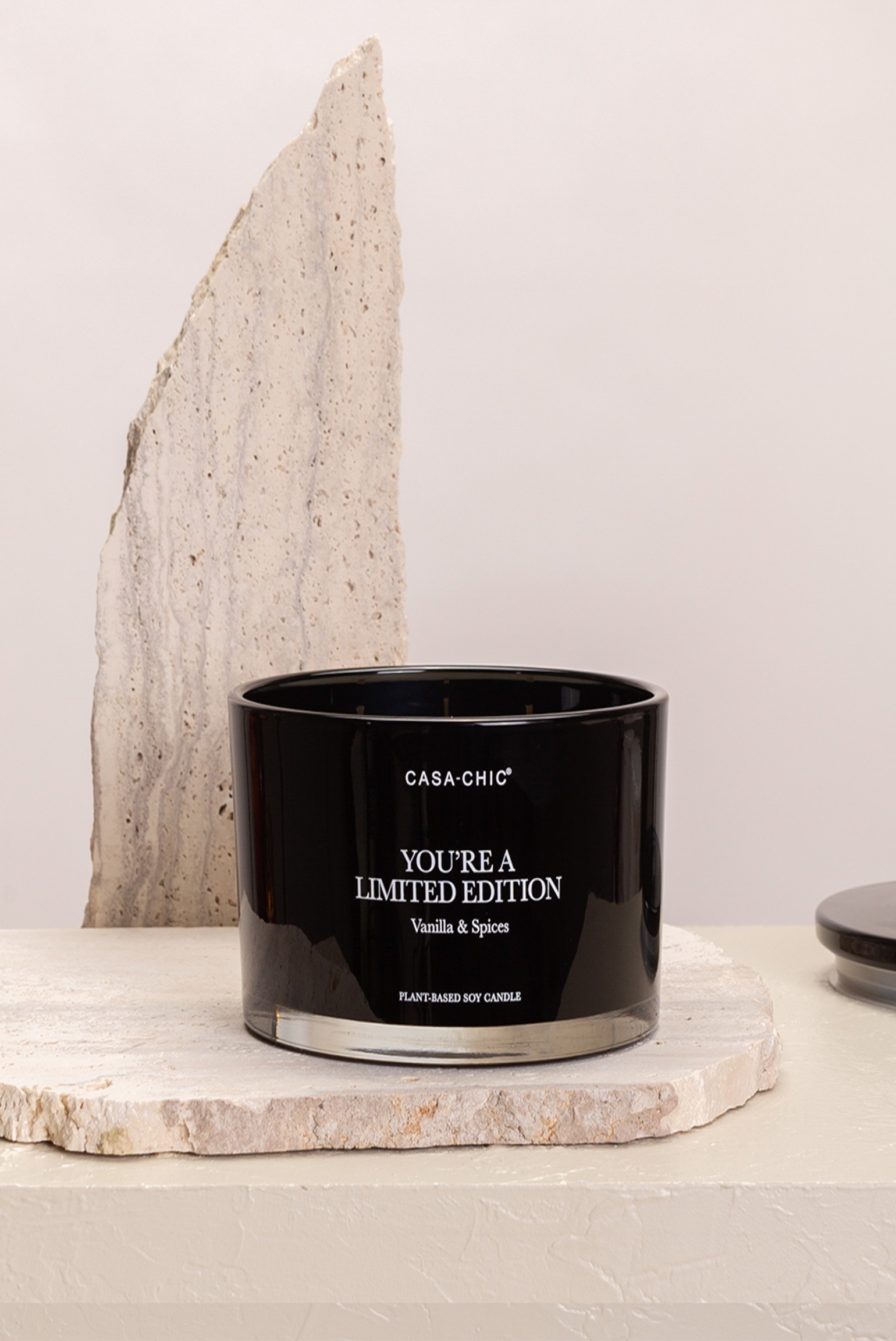 VELA LIMITED EDITION BLACK